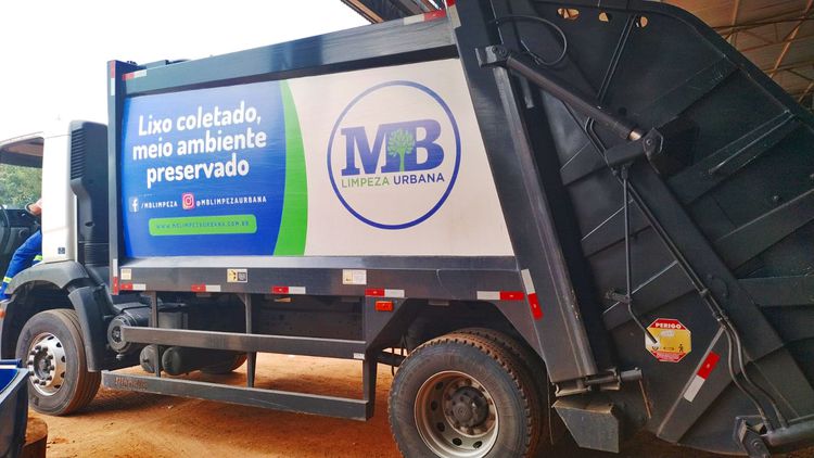 Novo caminhão compactador agiliza serviço de coleta de resíduos em Imperatriz