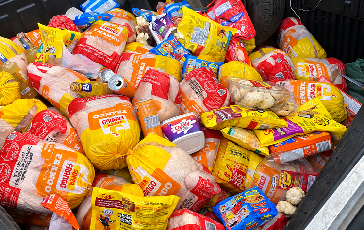 Procon de Imperatriz apreende mais de 200 kg de produtos vencidos em supermercado