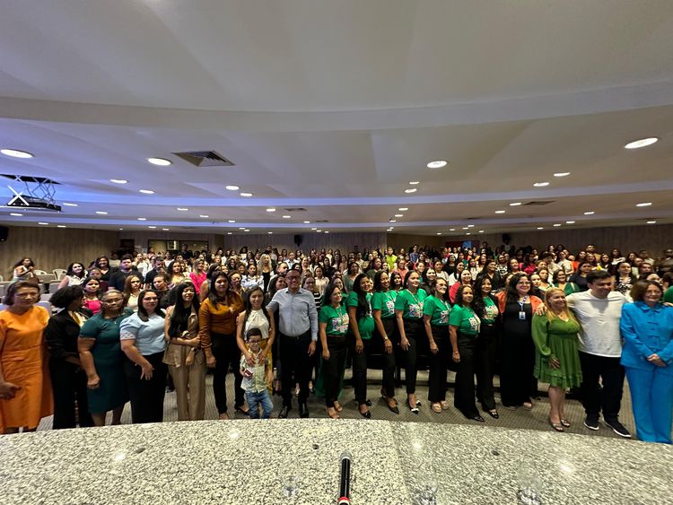 Imperatriz fortalece políticas para a primeira infância em evento estadual