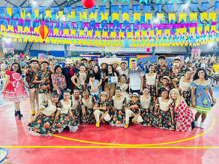 Escola Municipal Ipiranga festejou a vitória no último dia do Arraiá da Educação
