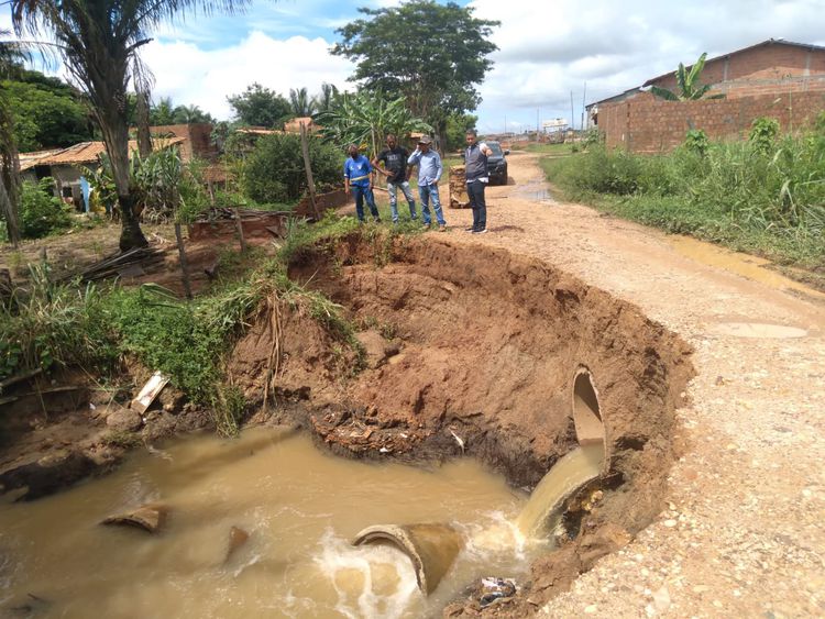 Prefeitura vistoria bairros afetados pelas chuvas em Imperatriz