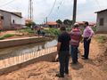Prefeito Assis Ramos acompanha andamento da construção da ponte de concreto da Rua Guarani, Vila Redenção II