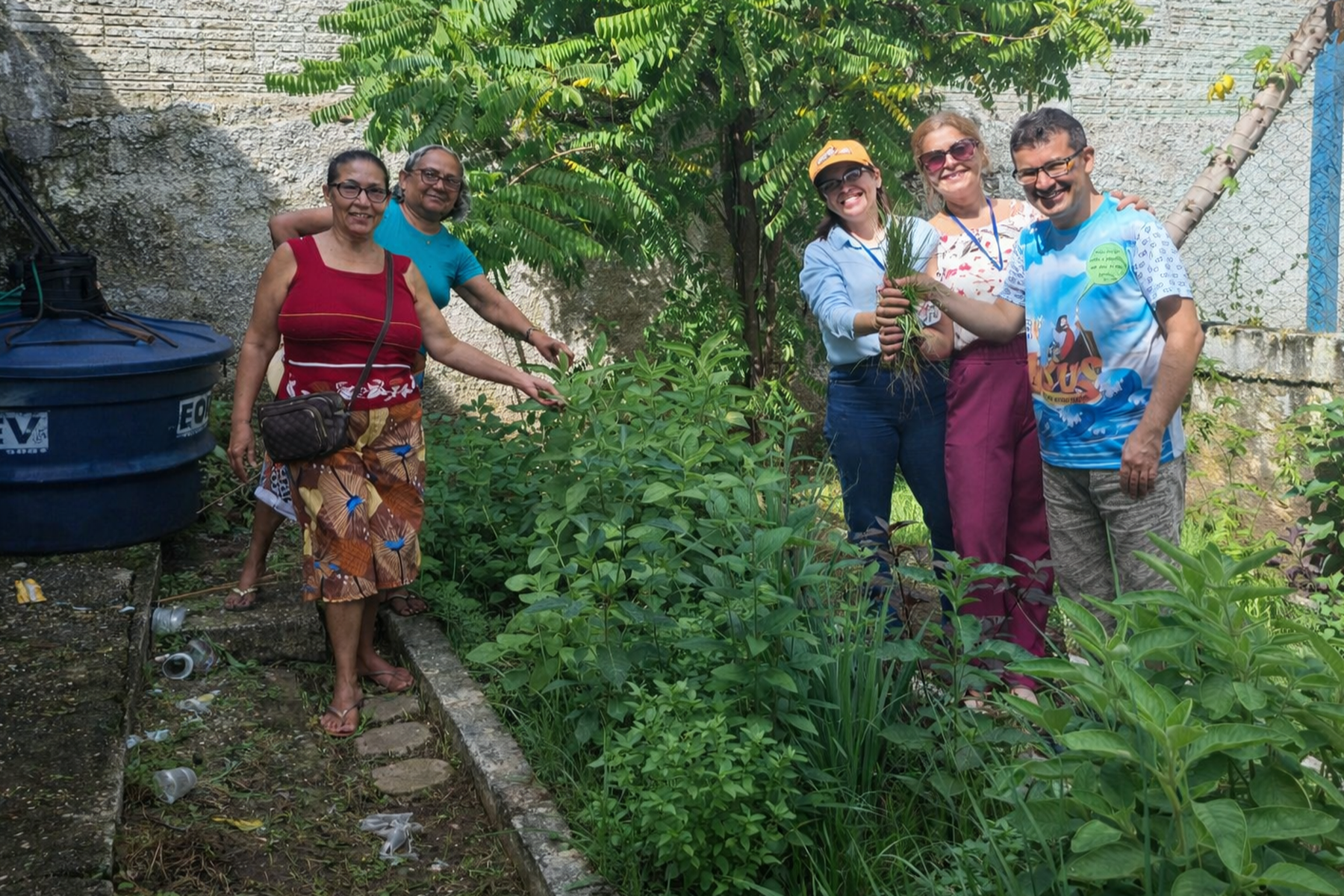 Programa Farmácia Verde promove cultivo de plantas medicinais e ações de educação em saúde em Imperatriz