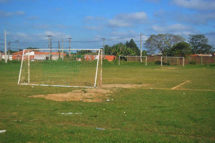 Campo de futebol do Ouro Verde recebe refletores de led