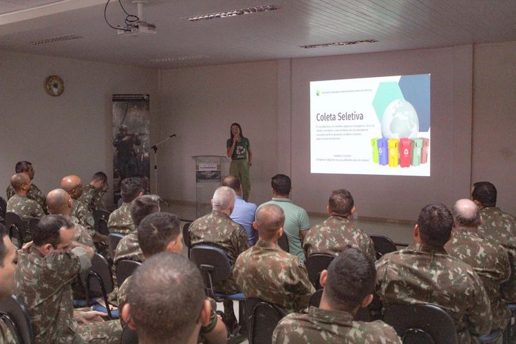 Meio Ambiente e Exército retomam parceria no projeto de coleta seletiva