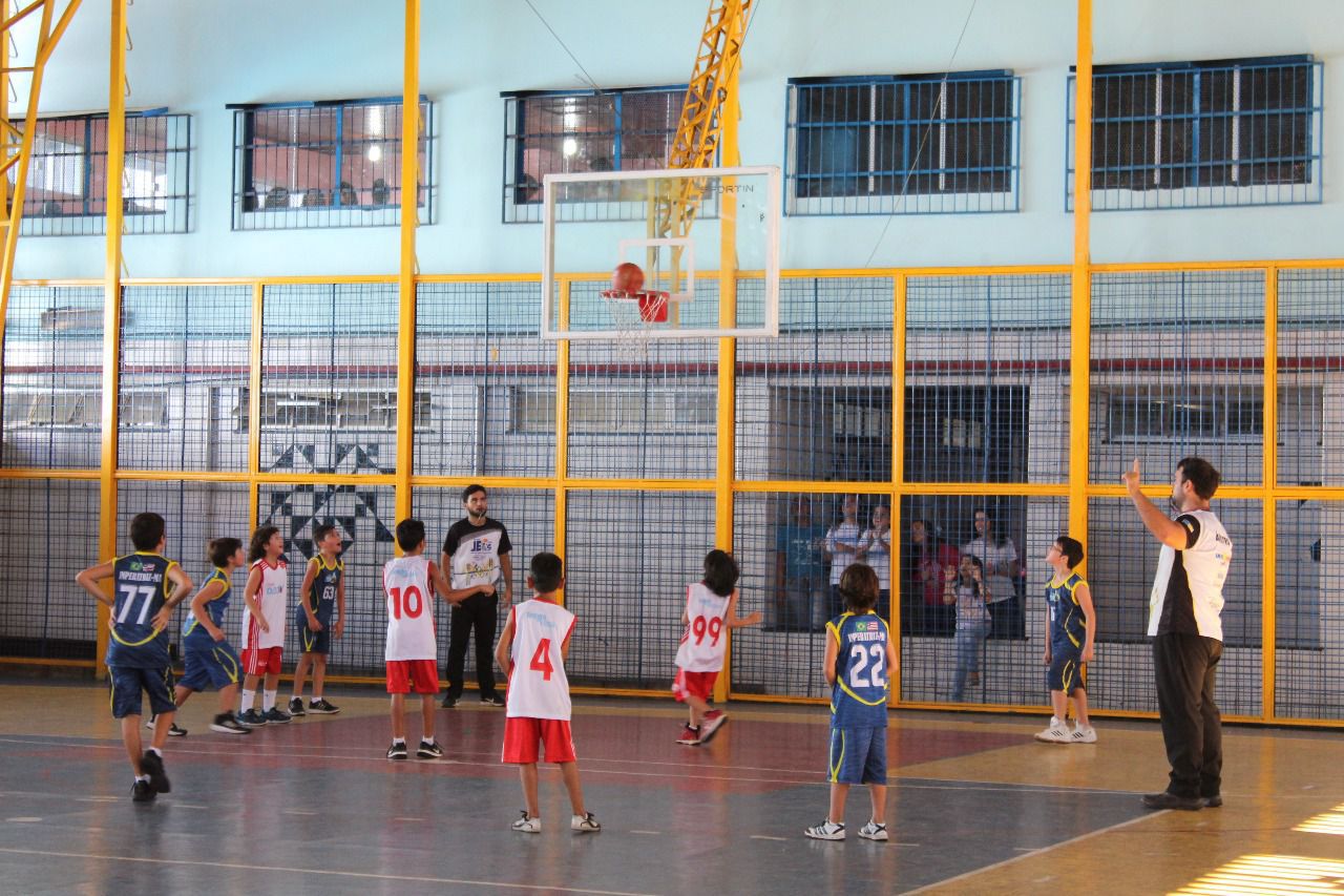 Basquete tem segundo dia de disputas nesta quarta-feira (29) - Prefeitura  Municipal de Imperatriz