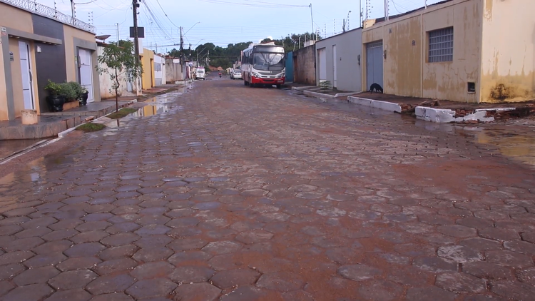 Prefeitura realiza entrega de pavimentação da Rua da Paz