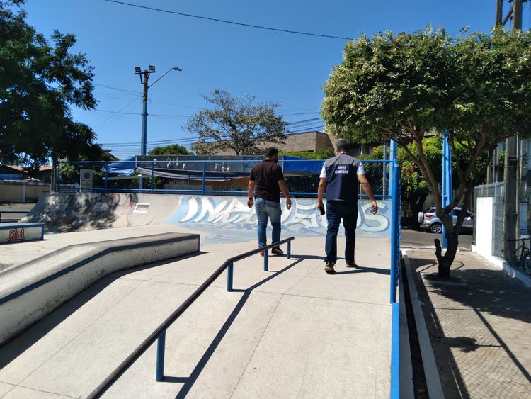 Pista de skate passa por manutenção na Praça Mané Garrincha
