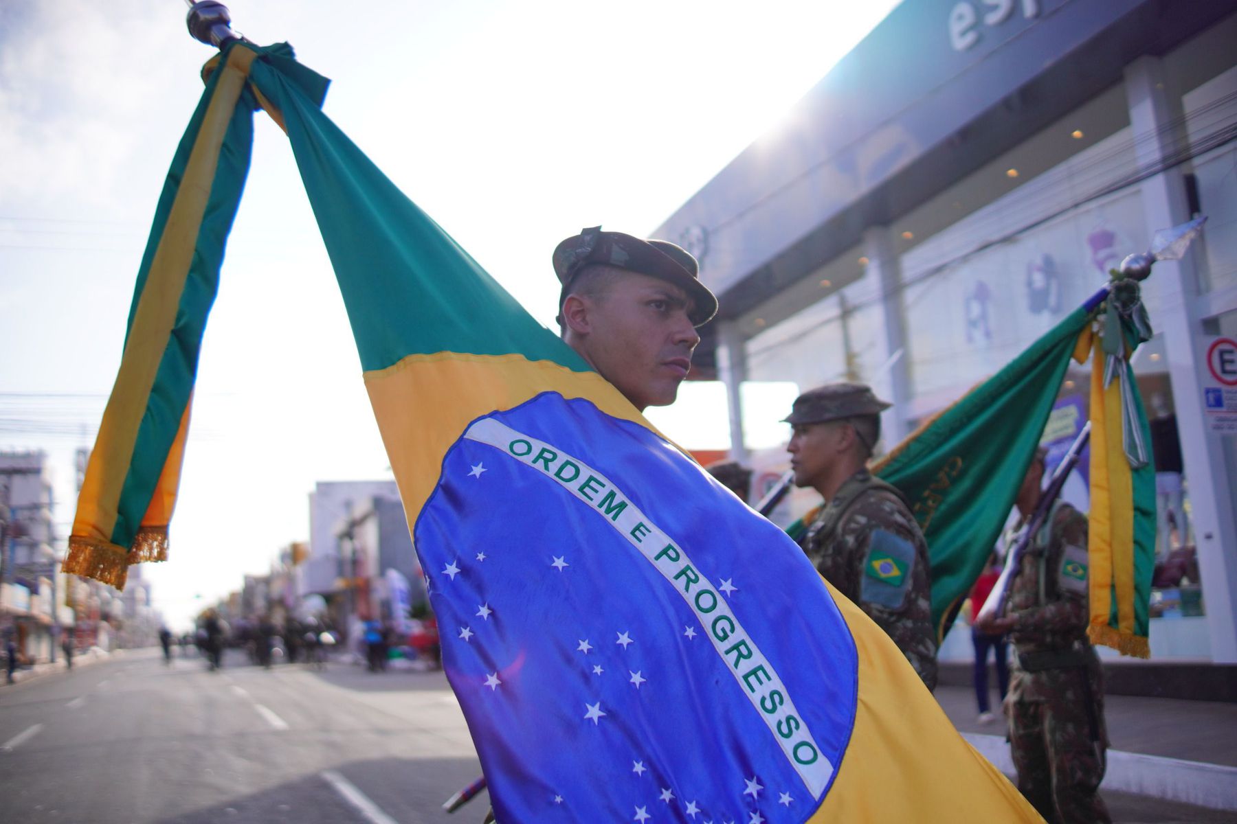 Desfile Cívico reúne mais de 2.500 estudantes de Imperatriz em celebração à Independência do Brasil